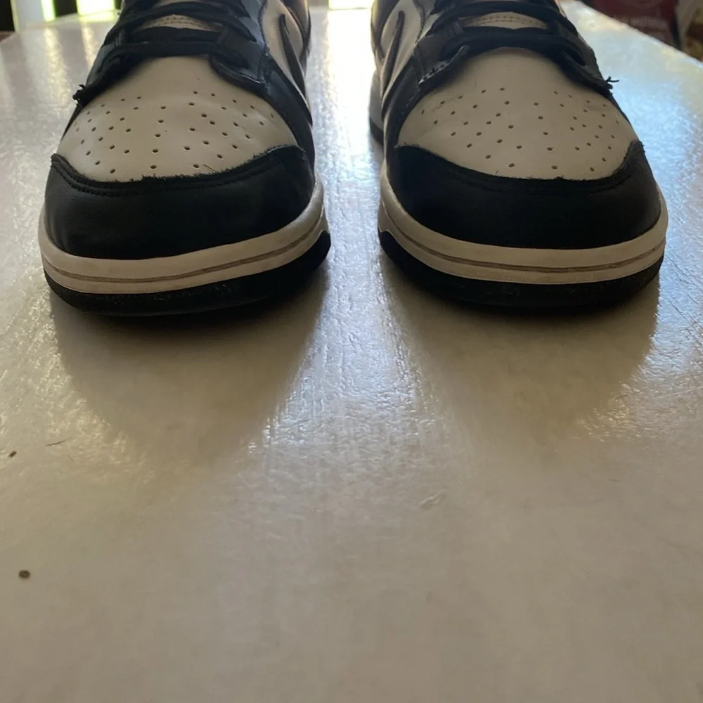 Nike Men's Dunk Low Retro Black and White Sneakers DD1391-100 Size 10.5